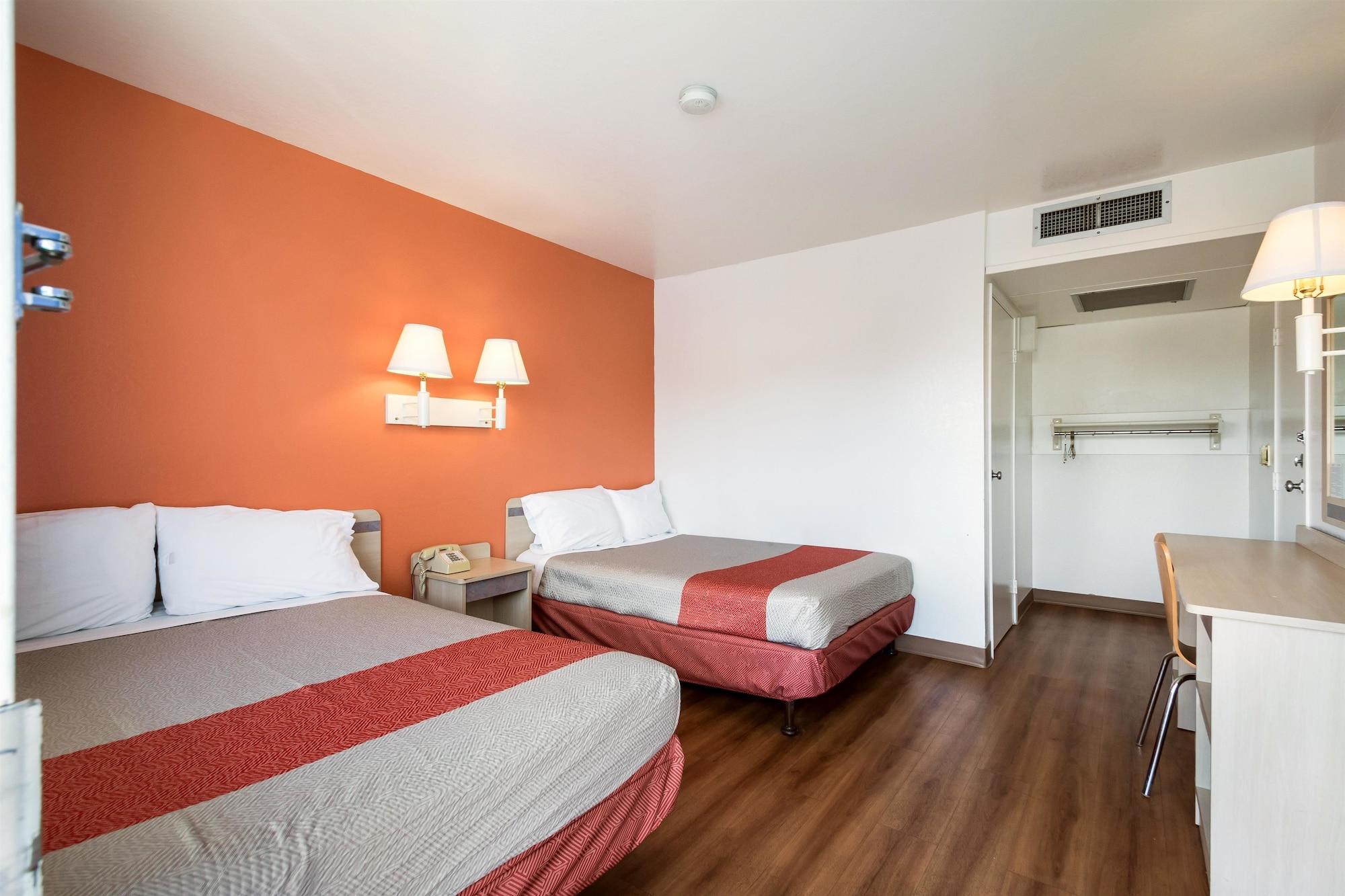 Motel 6 Wendover Ngoại thất bức ảnh