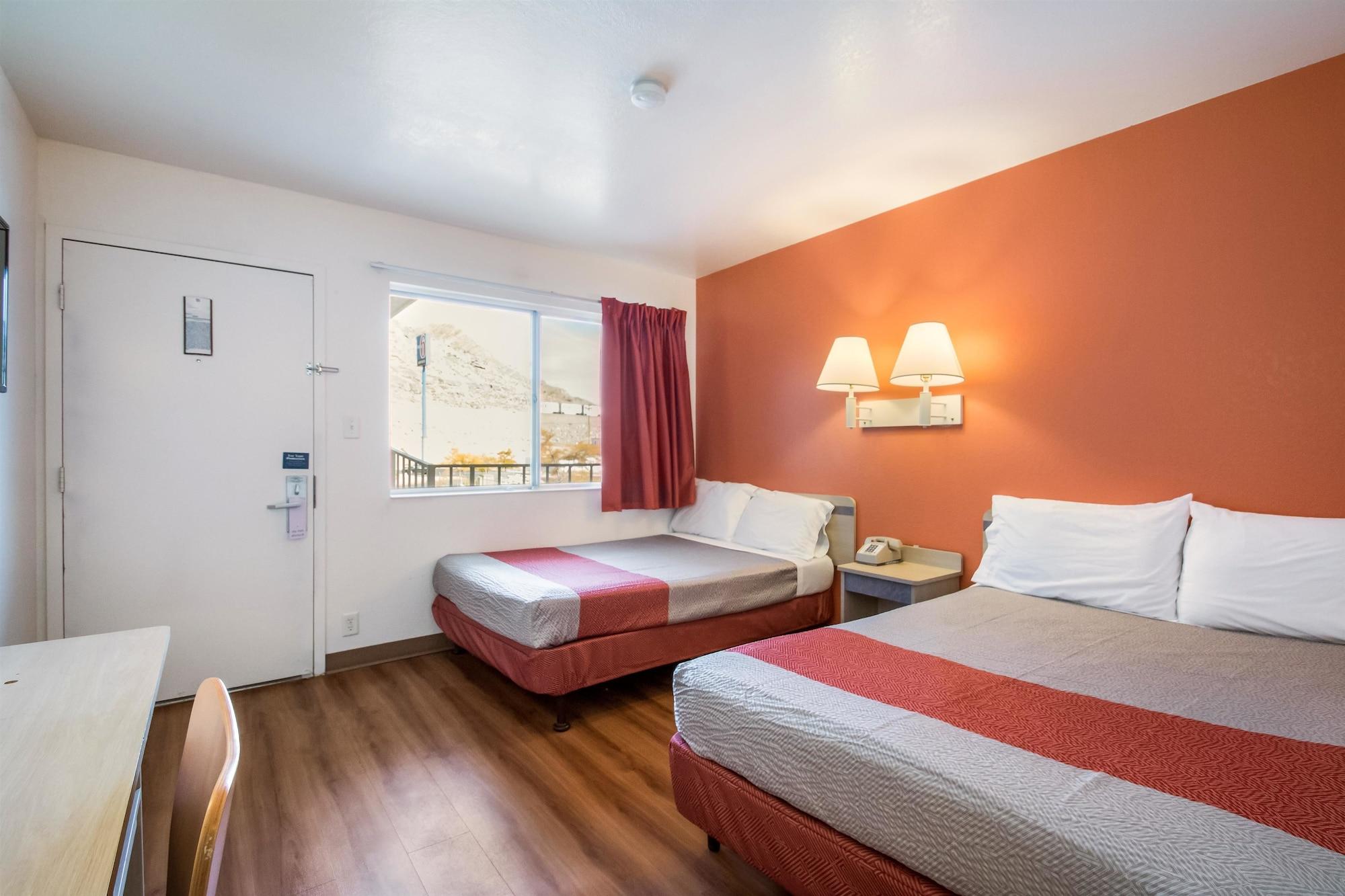 Motel 6 Wendover Ngoại thất bức ảnh